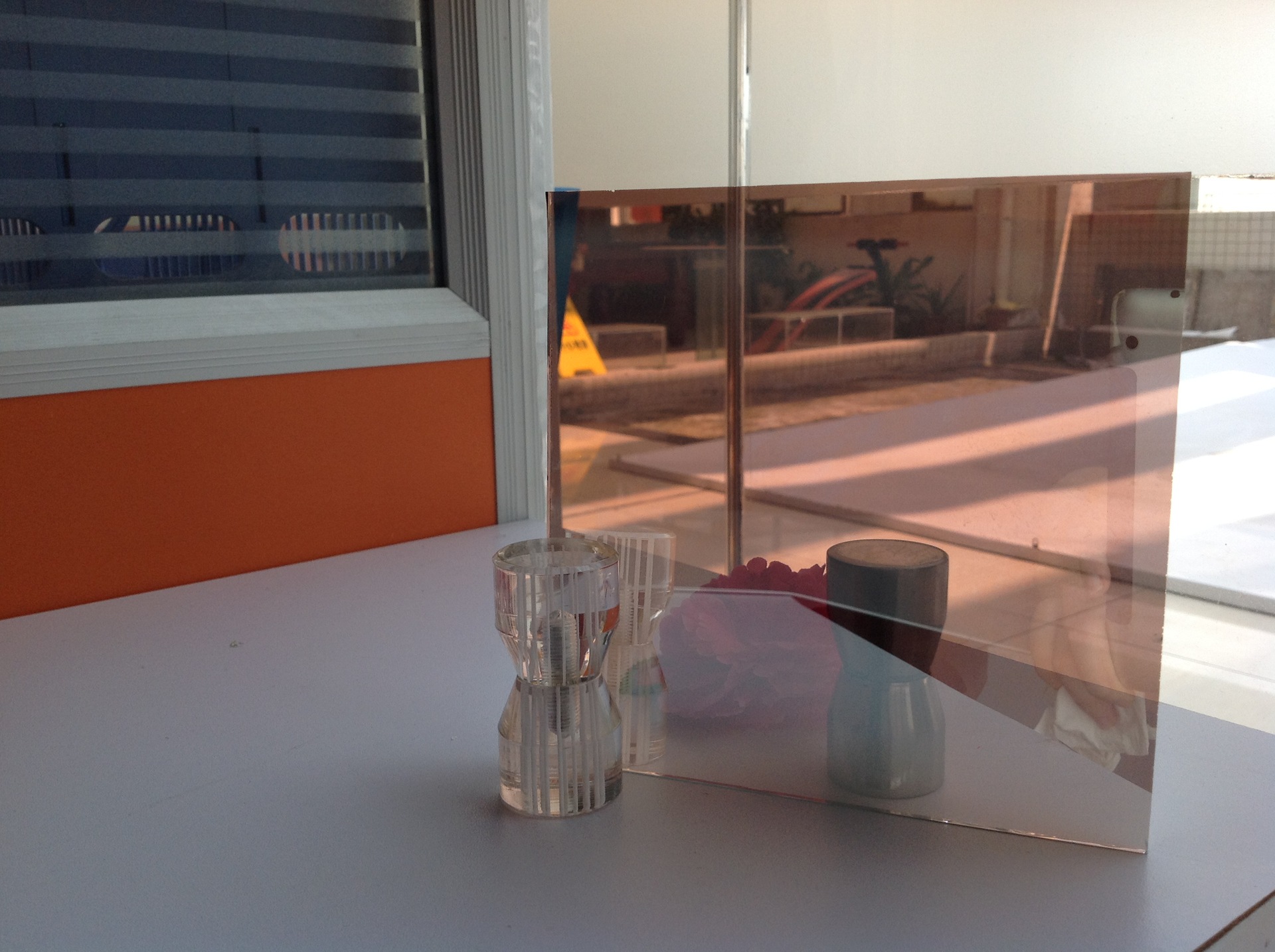 广州嘉颢 厂家直供单反单透玻璃镜 黑镜玻璃 单向透视玻璃定制