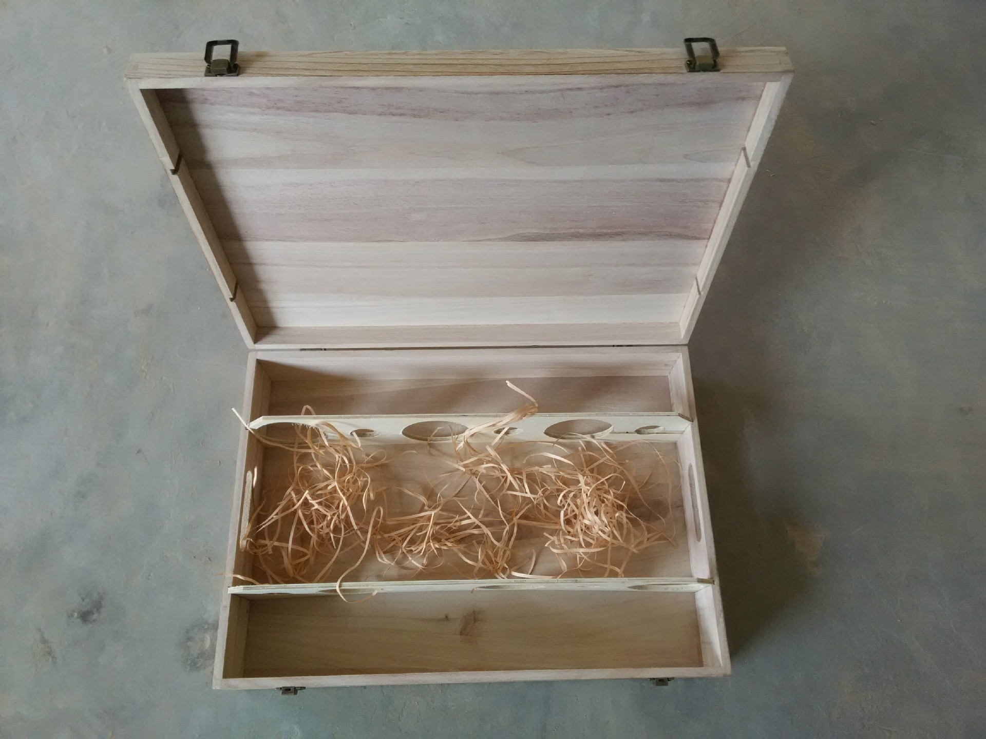 桐木单排六支装红酒包装礼盒实木曹县酒盒尺寸可定制成晋工艺热供