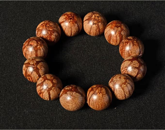 天然梅花丹沉香佛珠手串药性理疗工艺品手玩把件沉香手链饰品