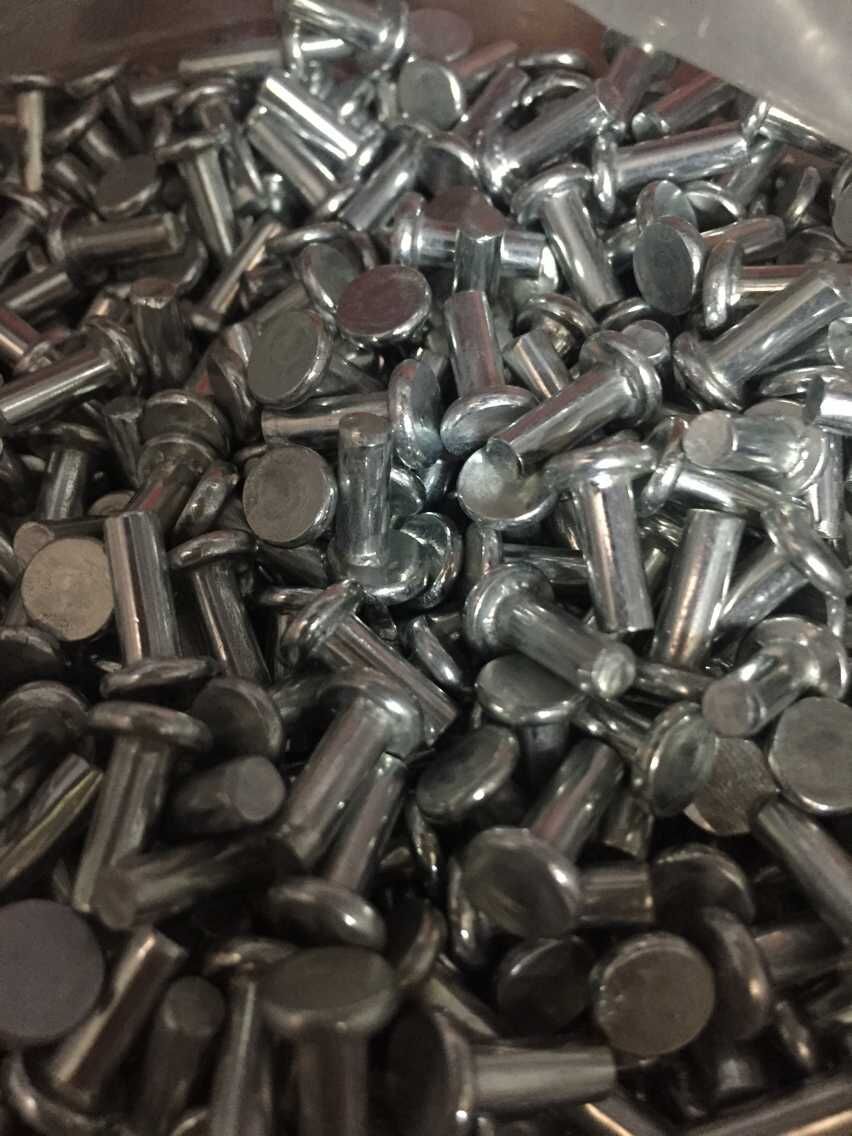 镀锌铁铆钉实心铆钉平头铆钉以下是每公斤的价格