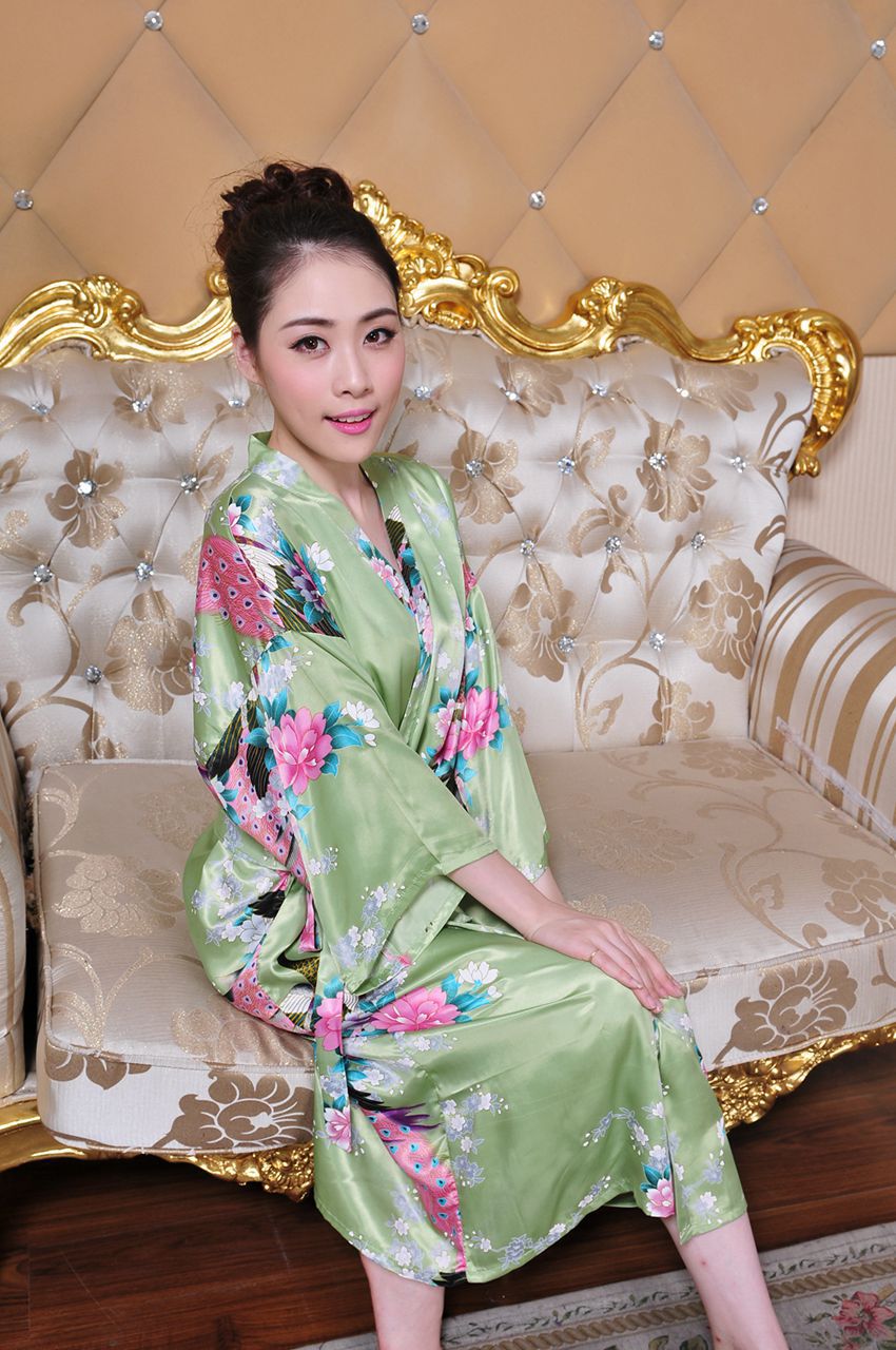批发孔雀睡袍女士夏季睡衣长款开衫袍仿真丝绸男女浴袍和服袍