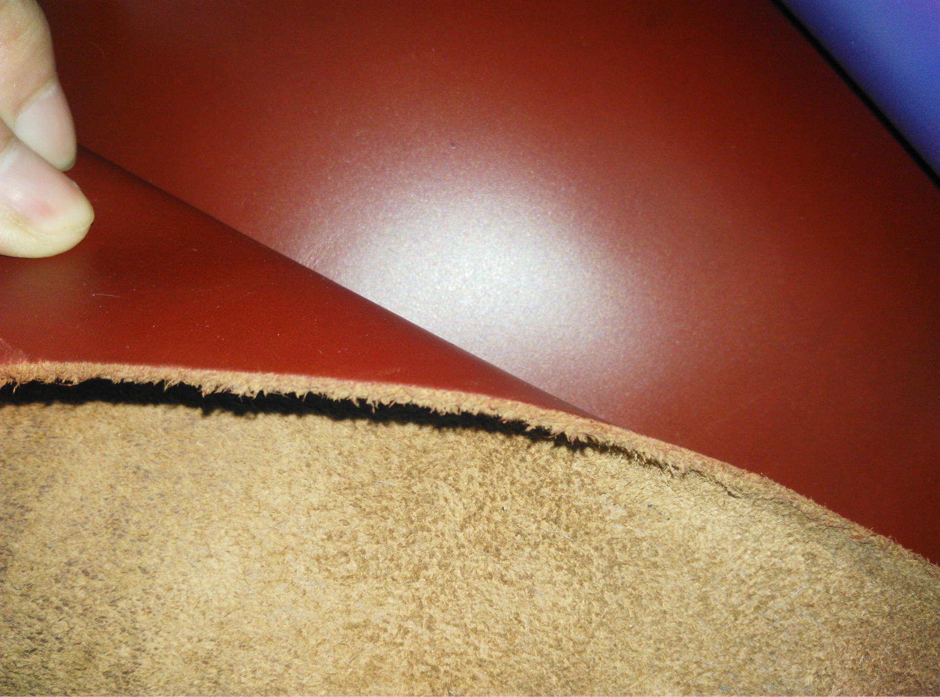 牛皮批发牛皮厂家头层皮料油皮光面开边珠厂家