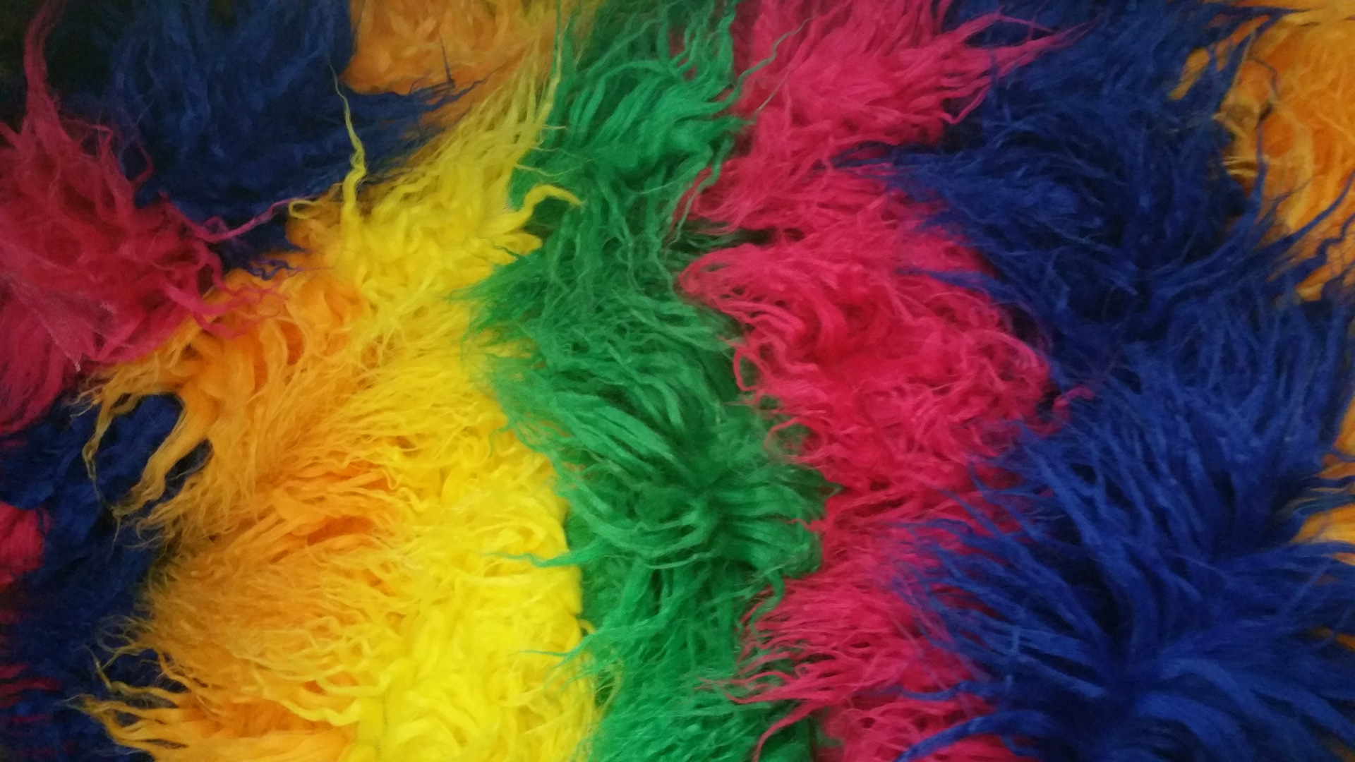 七彩色长毛绒面料七色彩条纹蒸汽绒落水900克90mm毛长现货