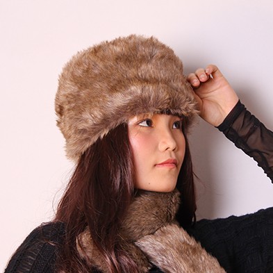 厂家直销欧美加厚保暖仿狐狸兔毛皮草毛毛平顶帽子男女护耳帽批发