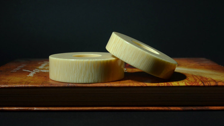 高仿象牙圈子 骨粉树脂仿象牙果平安扣吊坠 面包圈 纹路清晰