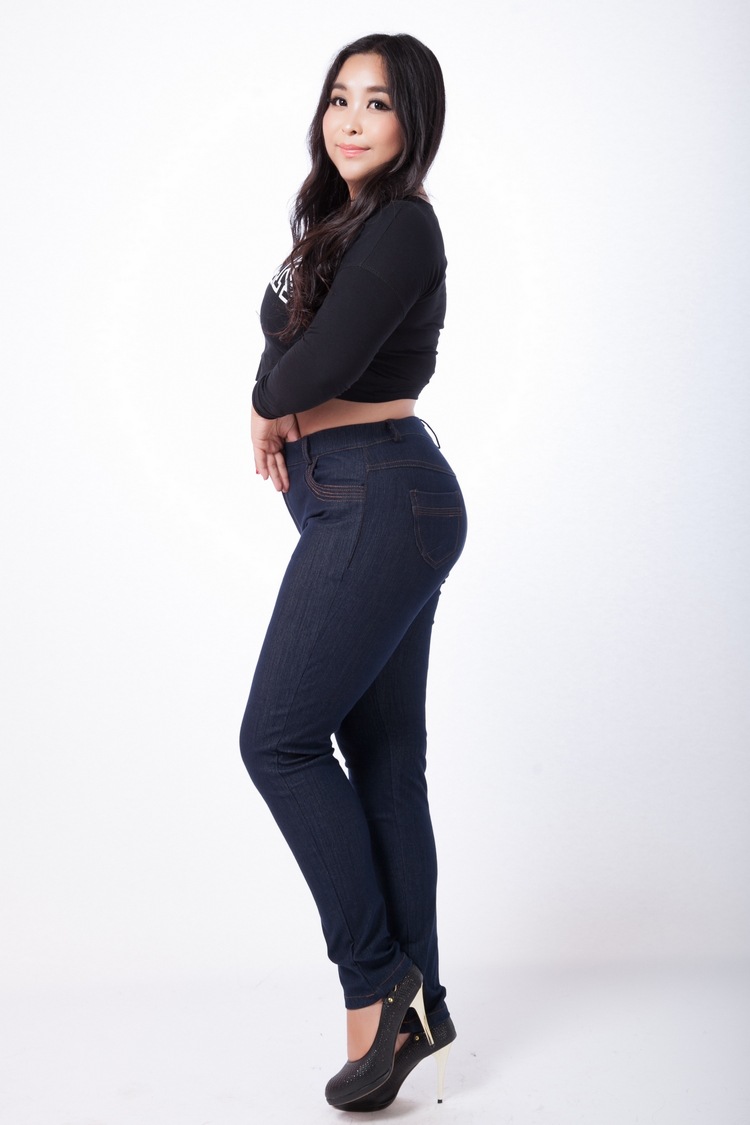 2019春装超特大码女装牛仔长裤200斤弹力女裤胖mm高腰加肥小脚裤