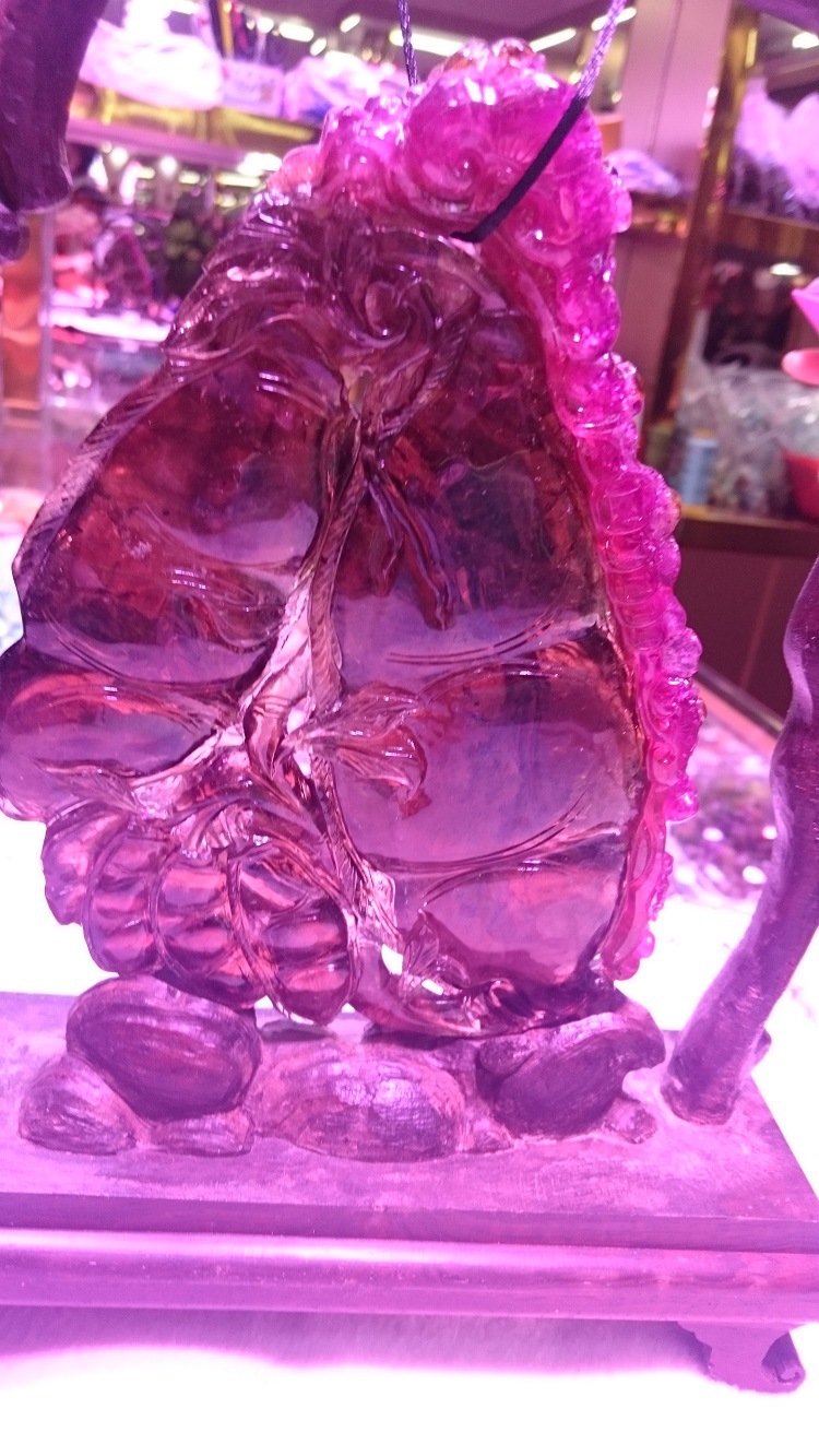 明珠求瑕 碧玺大雕件 碧玺工艺品 电气石雕件 客厅 大堂 酒店摆件