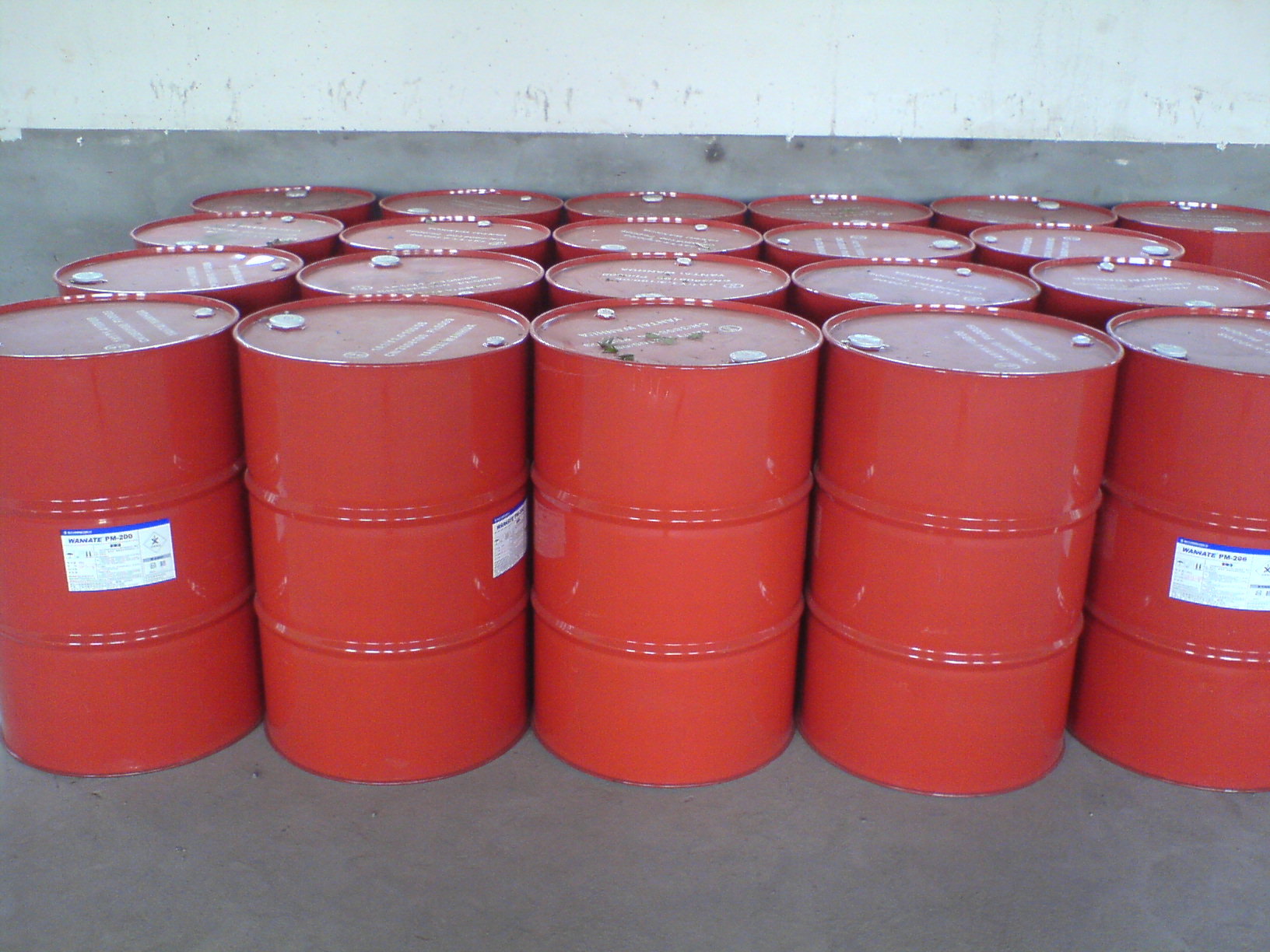 热销厂家供应优质聚氨酯黑白组合料管道设备保温发泡剂