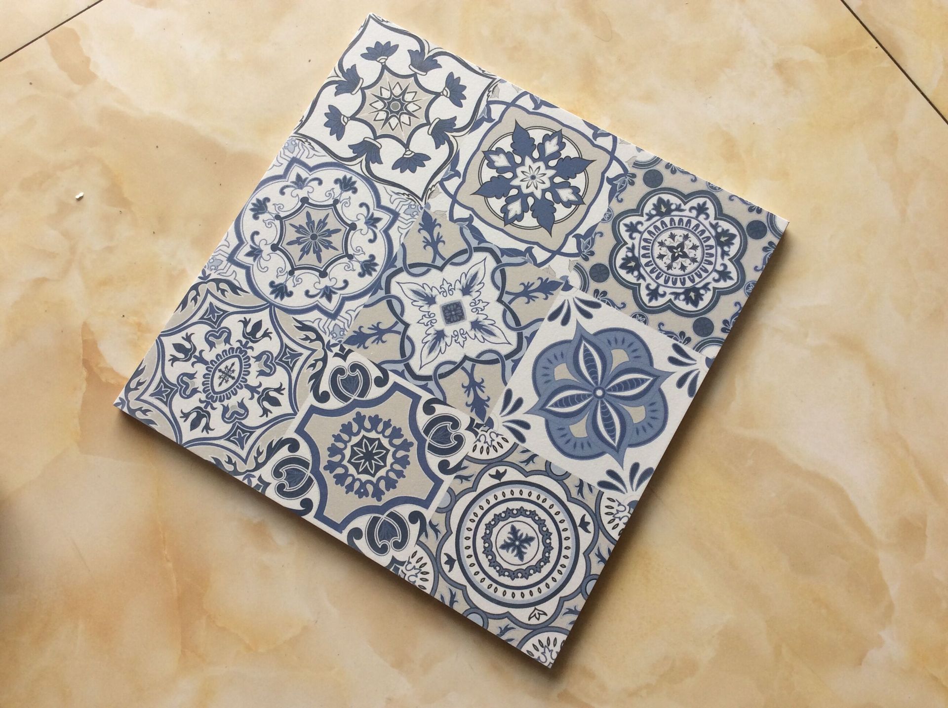 彩绘小地砖 300&times;300仿古砖花砖 防滑防水 餐厅复古厨房