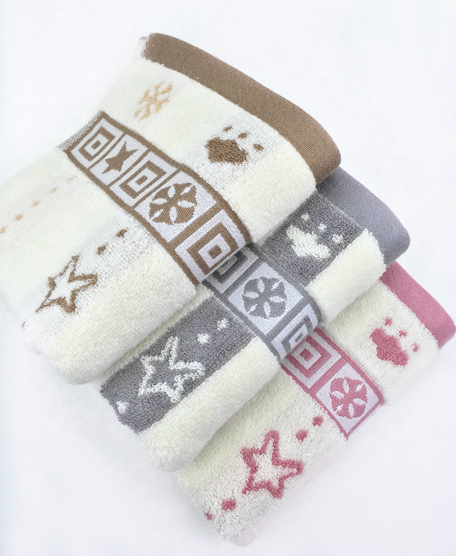 伊佳人新棉花糖面巾 纯棉大毛巾 高档 柔软吸水 无捻工艺 a类