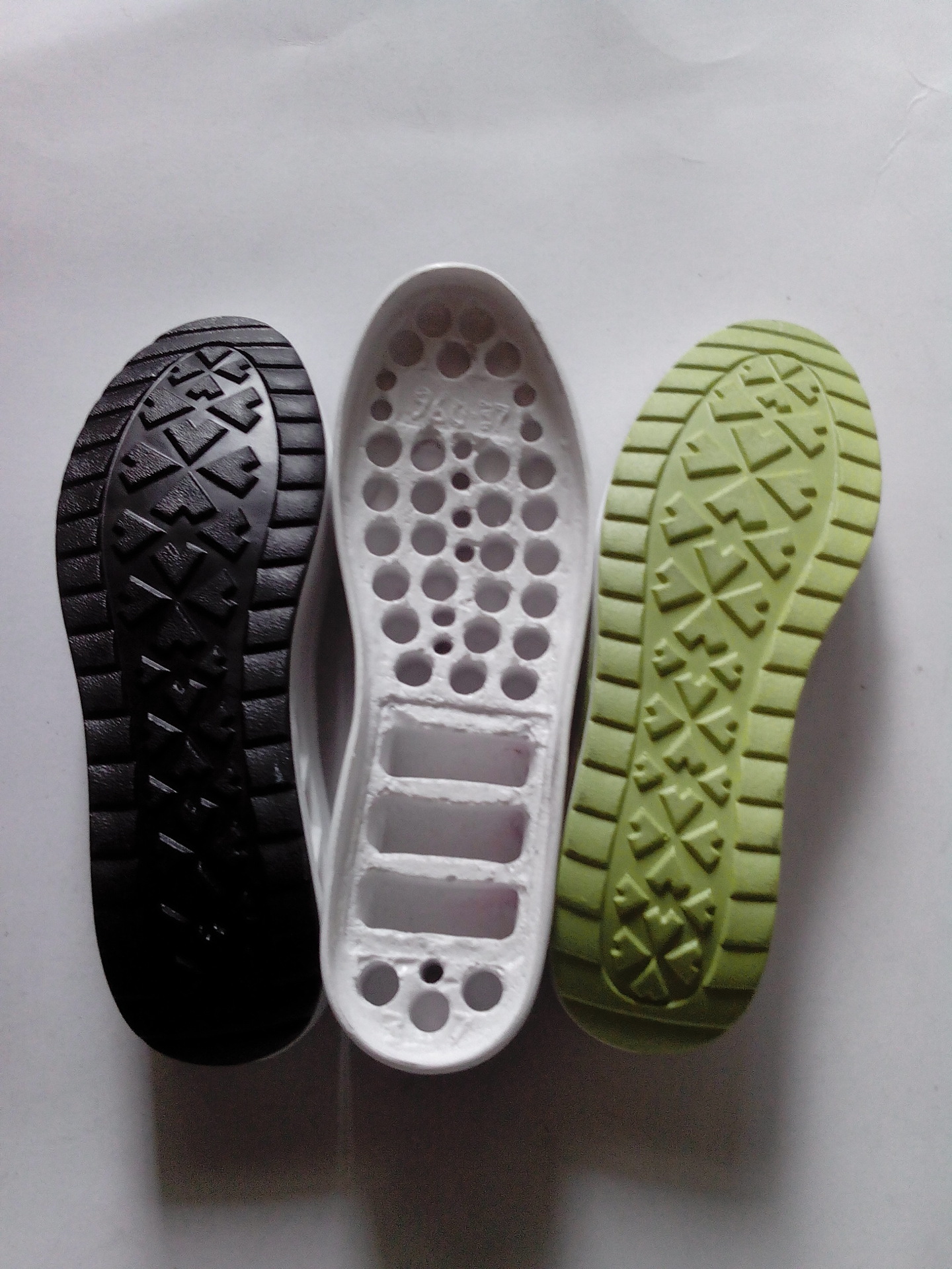 晋江鞋底江泉厂家直销新爆款高档pu摇摇女鞋底聚氨酯高跟大底