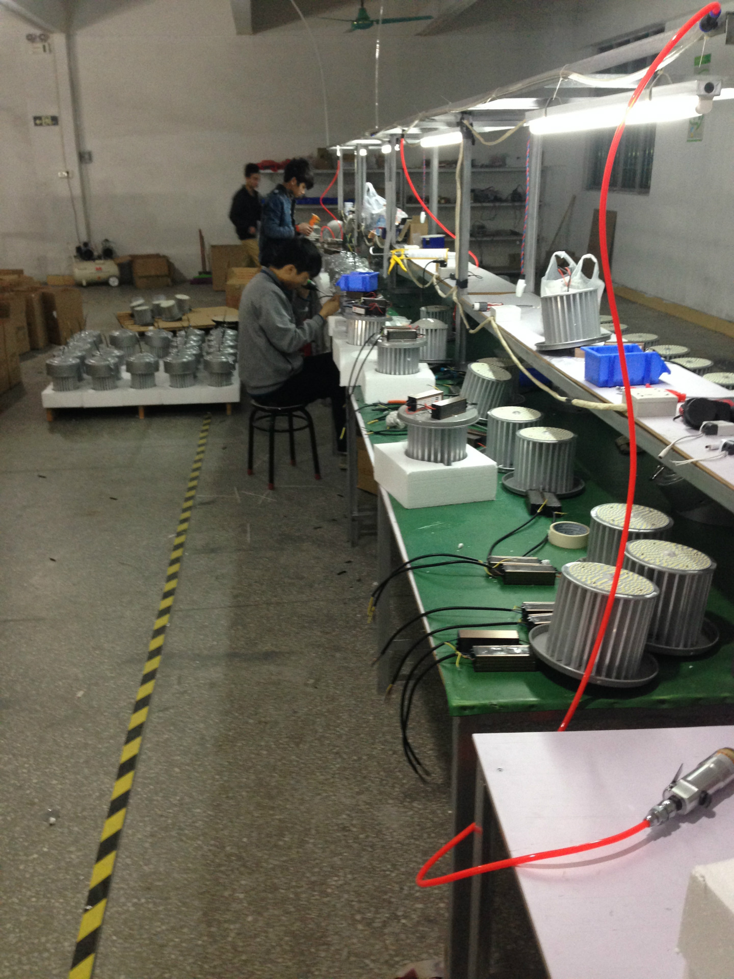 厂家直销led工矿灯贴片工矿灯车间海鲜超市灯