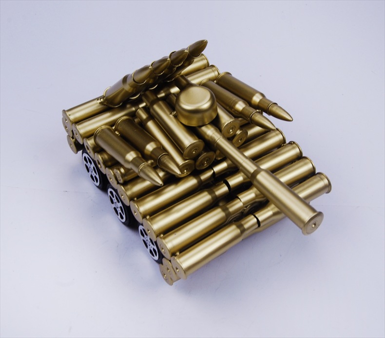 厂家直销 子弹壳 炮弹壳 工艺品艺术品装饰品纪念品六轮坦克