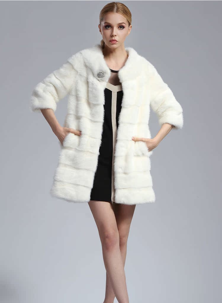 丹麦水貂皮草女外套白色中长款整貂横排双领
