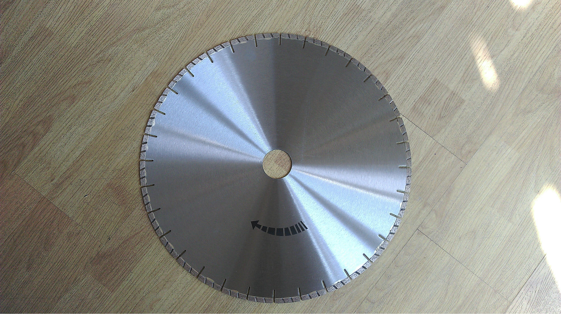 厂家直销光学玻璃切割片,锋利高效,光学玻璃金刚石锯片