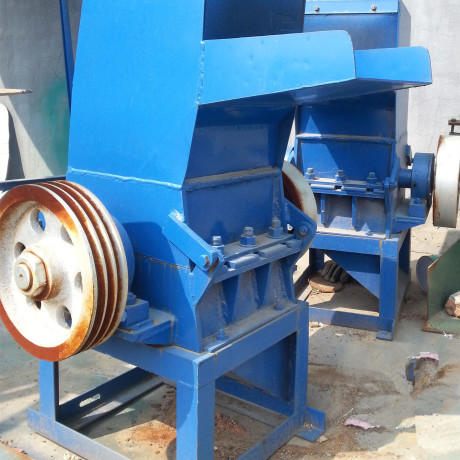 400型塑料粉碎机 饮料瓶破碎机 小型塑料粉碎机厂家批发