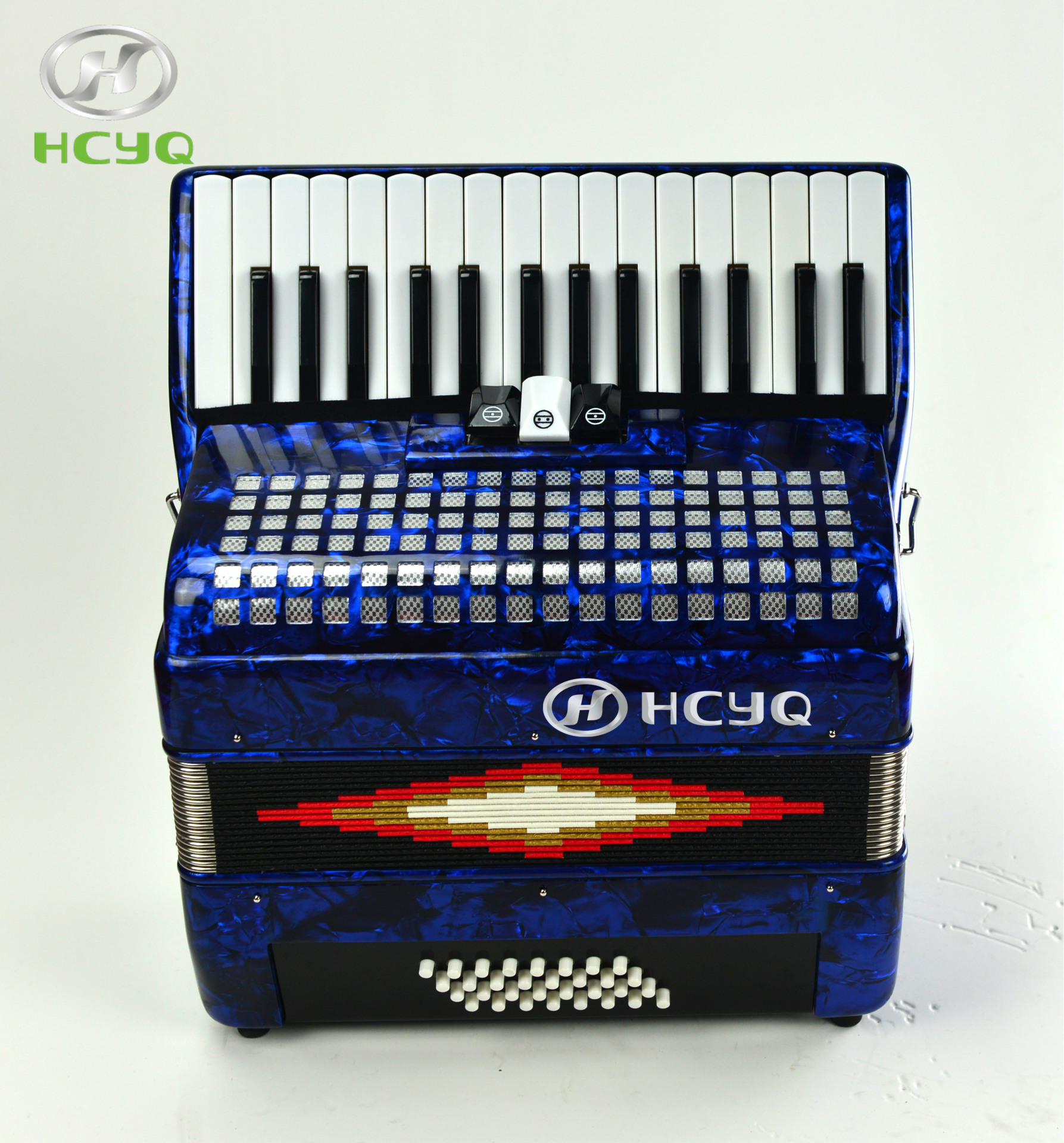 厂家直销,hcyq 30键 32贝司手风琴,专业演奏3变音32bass手风琴
