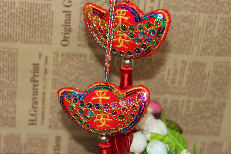 厂家直销手工刺绣香包diy福袋绒布亮片元宝新年香囊汽车挂件爆款