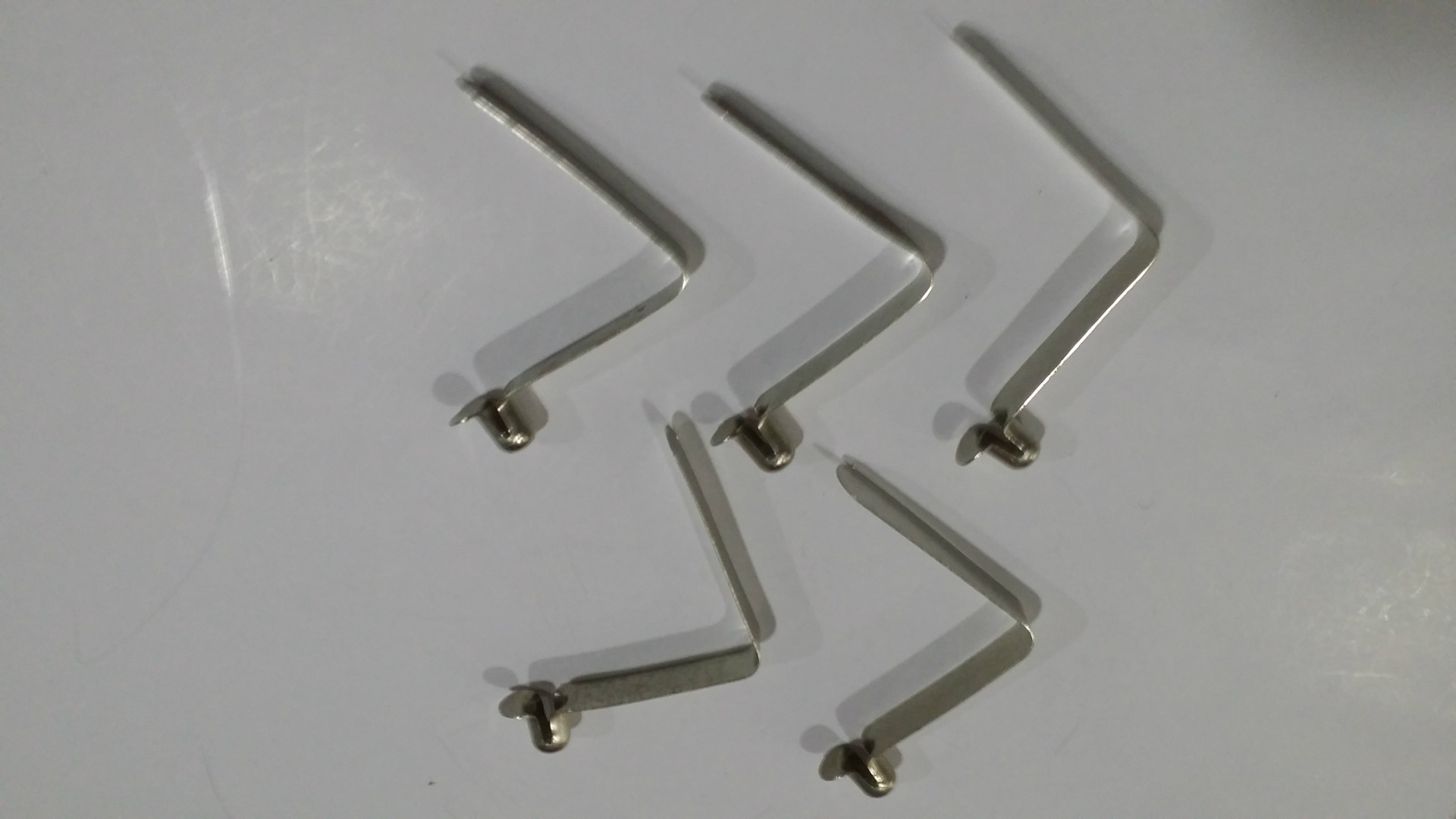 供应v型弹片8毫米单头弹珠·弹簧