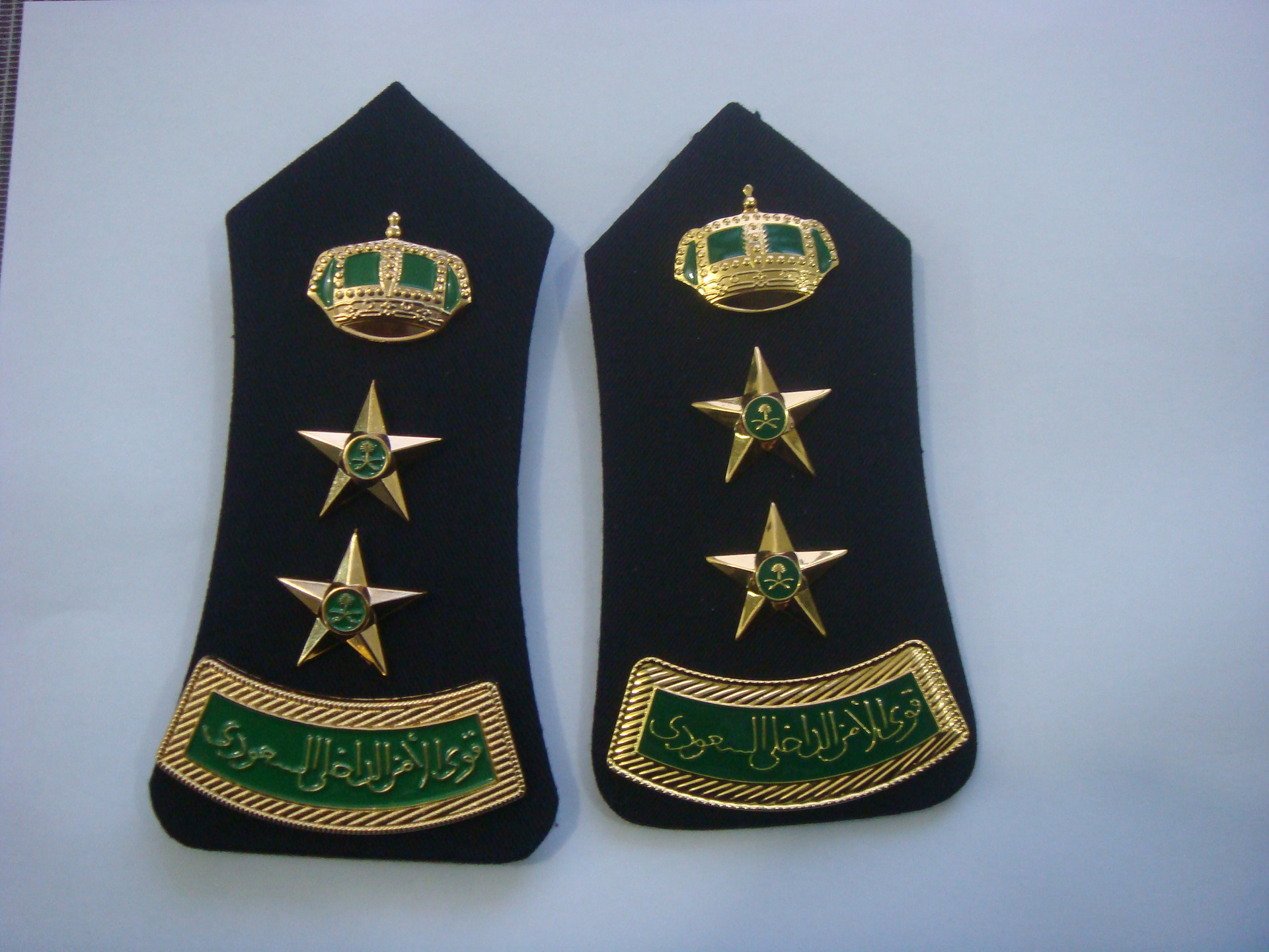 源头厂家直供锌合金沙特肩章 承接客户各种金属材质肩章定制