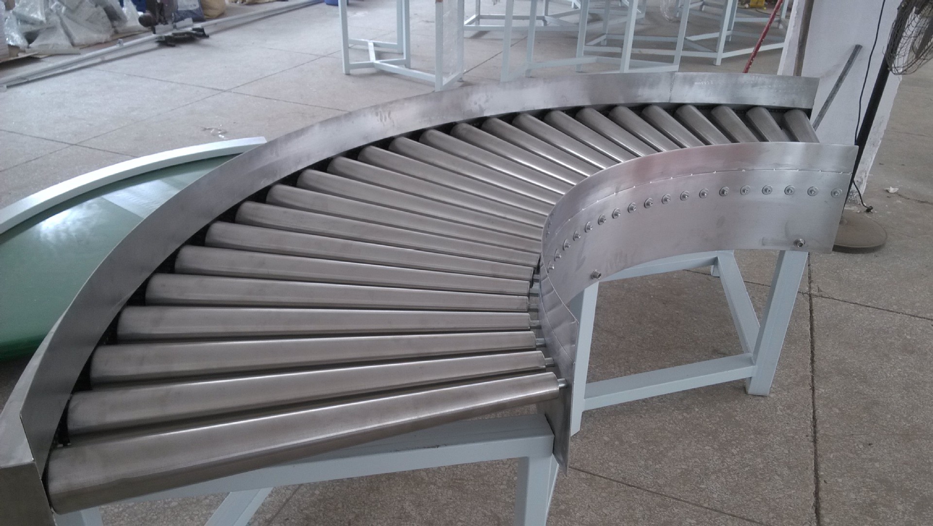 转弯机的构造及功能