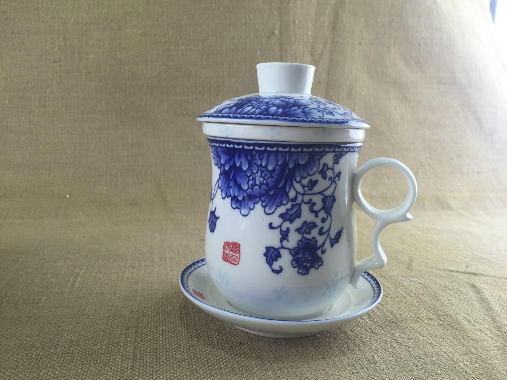 厂家特价高档 四件套个人杯陶瓷茶杯送礼高档办公杯 带过滤带盖