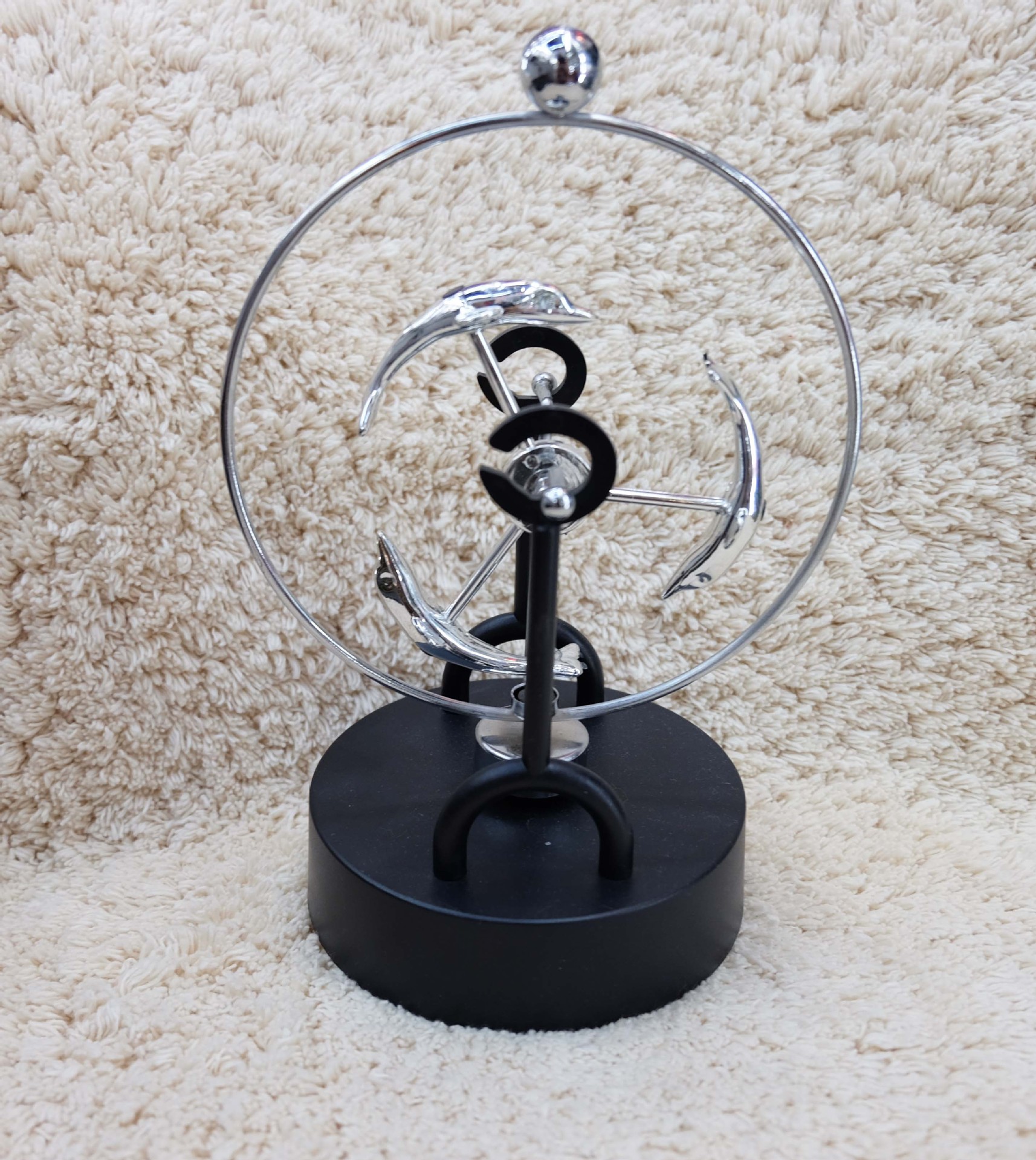 摇摆器自动永动仪摆件摇摆混沌摆旋转天体轨道手机刷步器桌面装饰