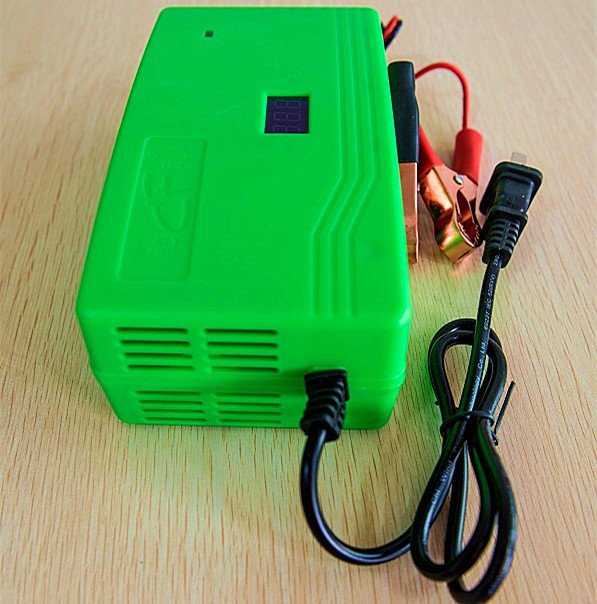 12v8a充电器蓄电池专用充电器摩托汽车专用短路反接过流过载保护