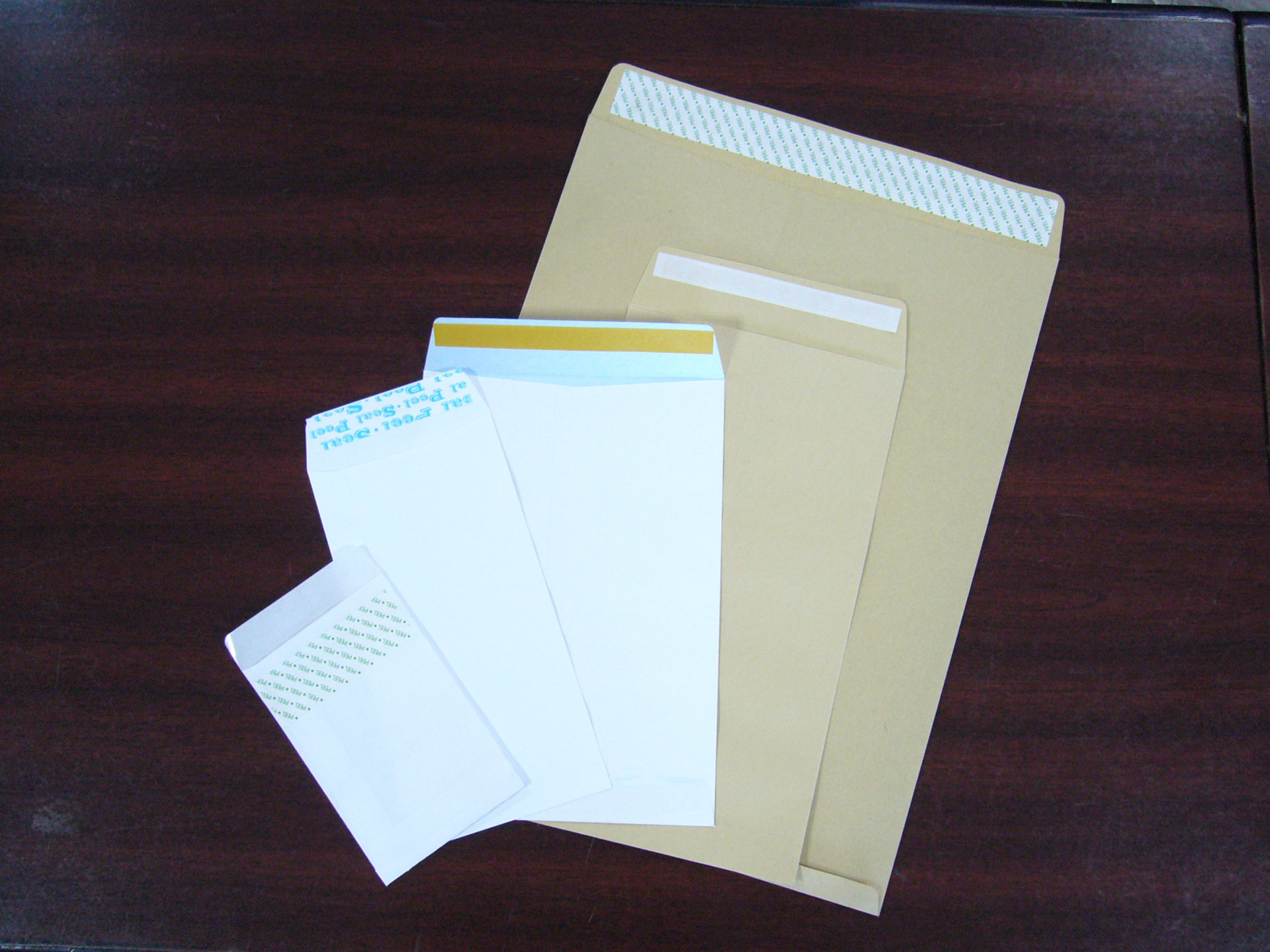 中式贴离型纸信封机