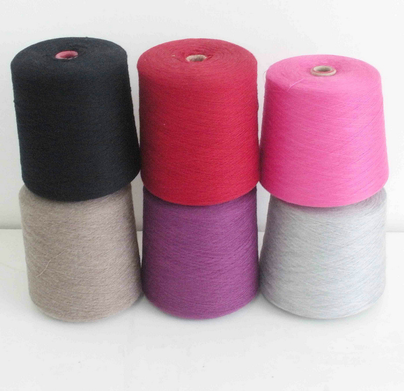 现货供应 羊绒人棉混纺纱线 气流纺苏拉纺纱线 纺织纱线