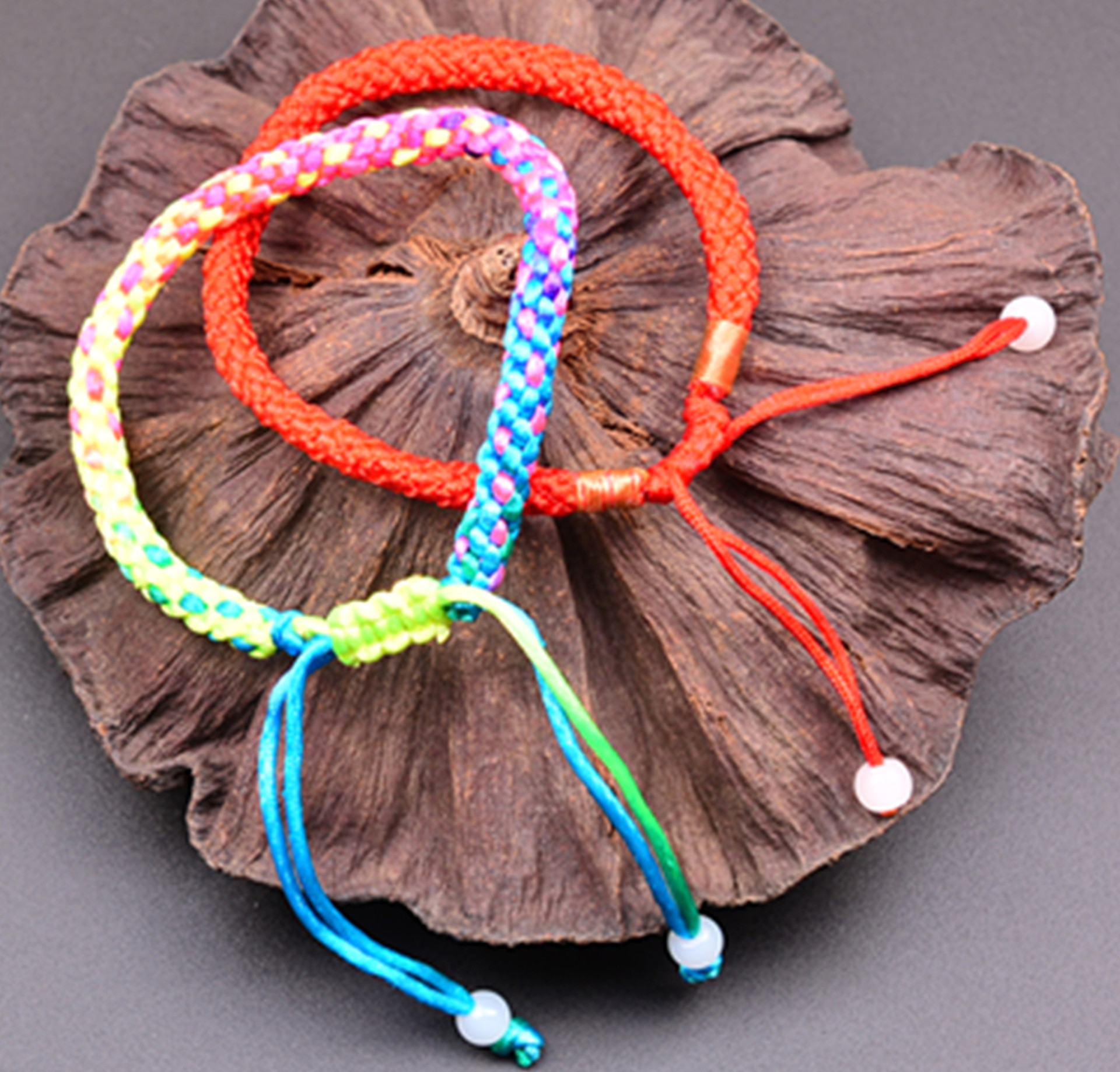 男女精美手链端午节手绳玉米结节日热卖中国传统民间红绳子