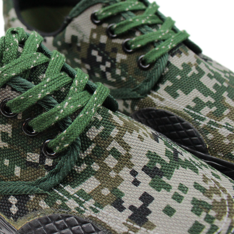 昌圣07数码丛林迷彩作训鞋劳动鞋耐磨减震学生防开胶断底军训练鞋
