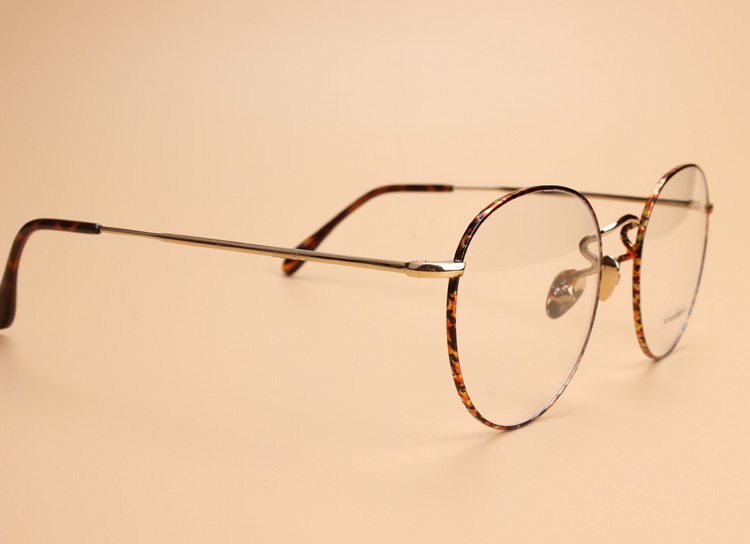 首页 眼镜 镜架类 镍合金镜架 >复古圆形文艺眼镜框 配近视镜架男女