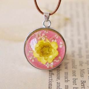 简约文艺迷你天然干花手工滴胶小雏菊短项链项饰女xl143