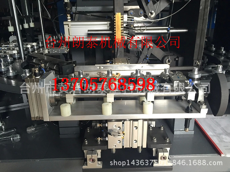 2349200347_1104046683.jpg_.web