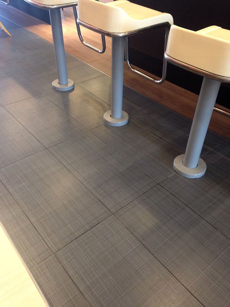 佛山瓷砖肯德基布纹砖600x600亚光仿古砖餐厅客厅防滑耐磨地砖