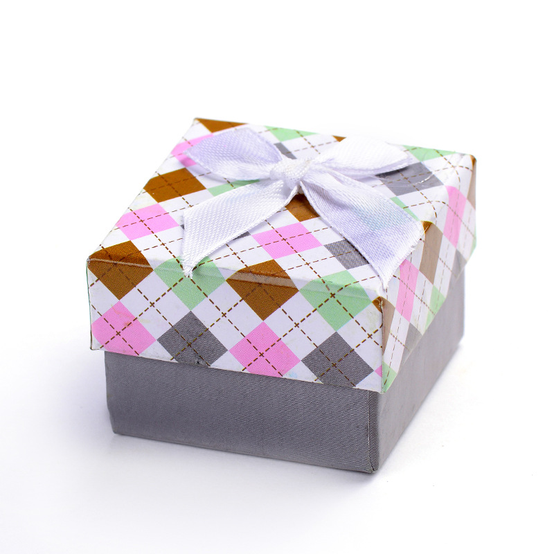 饰品包装盒5*5彩印菱形布纹戒指盒 蝴蝶