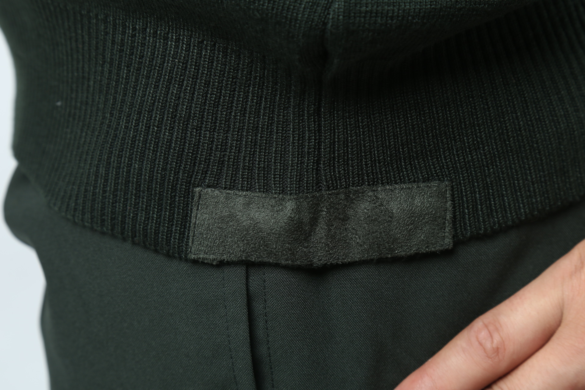 直销 新款07陆j毛衣 长袖圆领鸡心领羊毛衫 松枝绿毛衣 男女通用