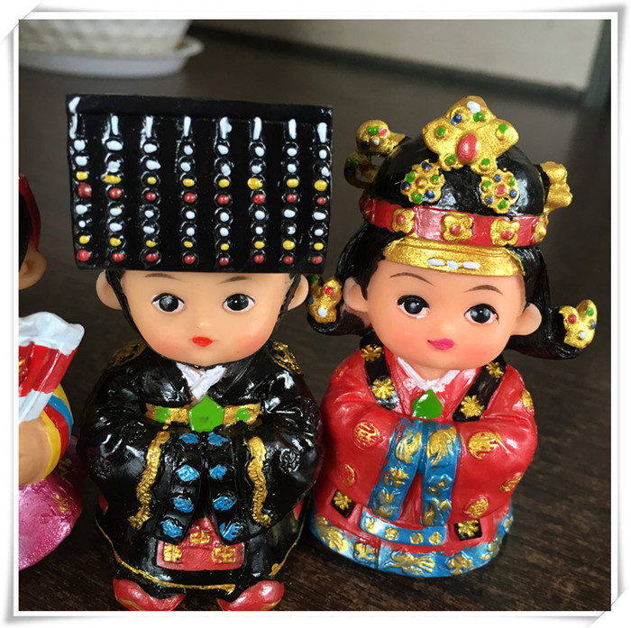 韩国工艺品创意礼物 特色纪念品娃娃 树脂人偶家居摆件大量批发