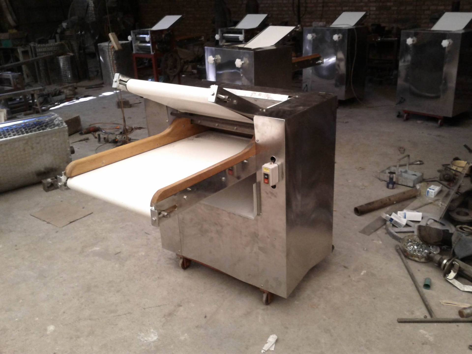 新款全行牌揉面机 多功能揉面机 压面机馒头揉面机包子揉面机包邮