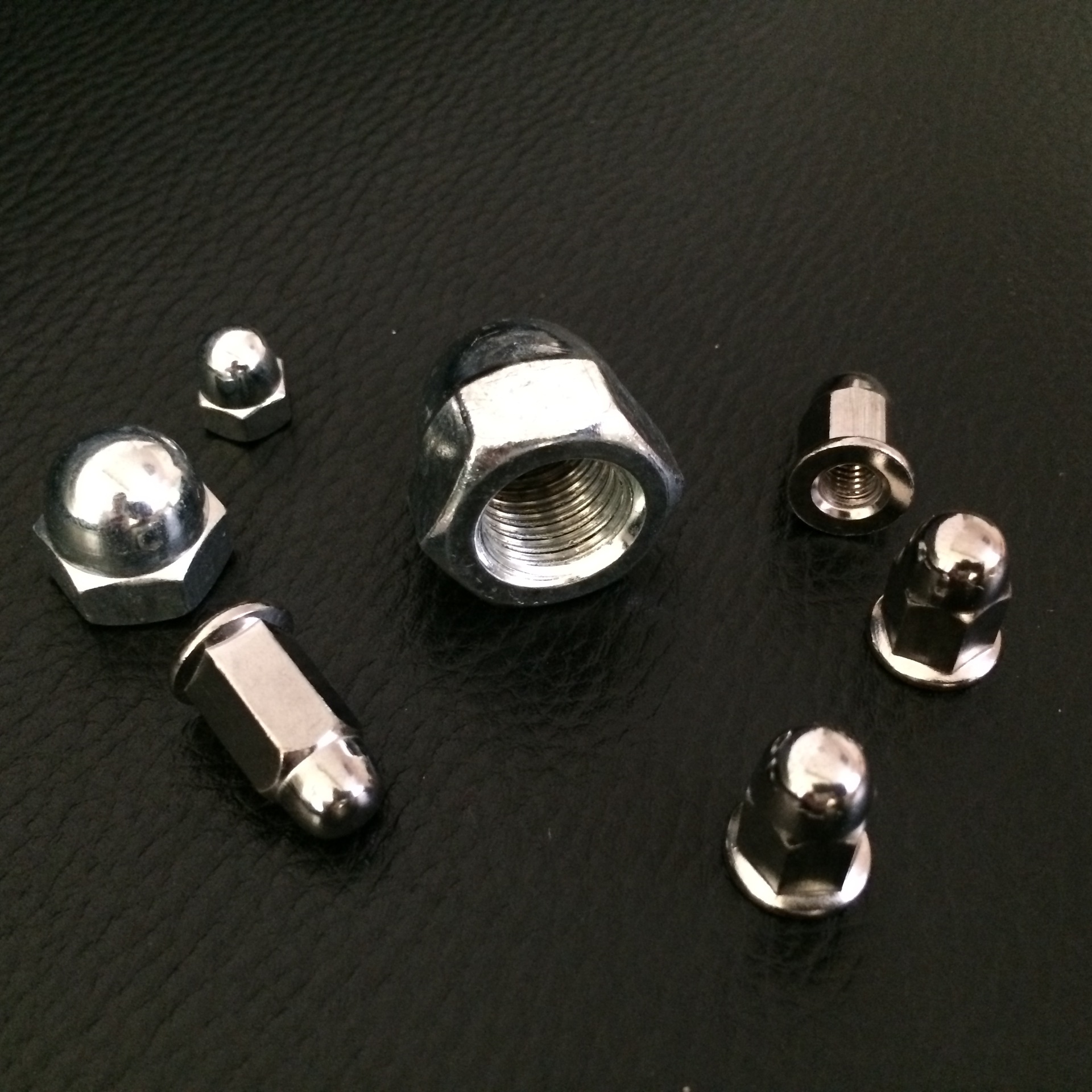 温州螺丝厂家直销六角盖型螺母 供应一体盖母 组合盖型螺母-阿里巴巴