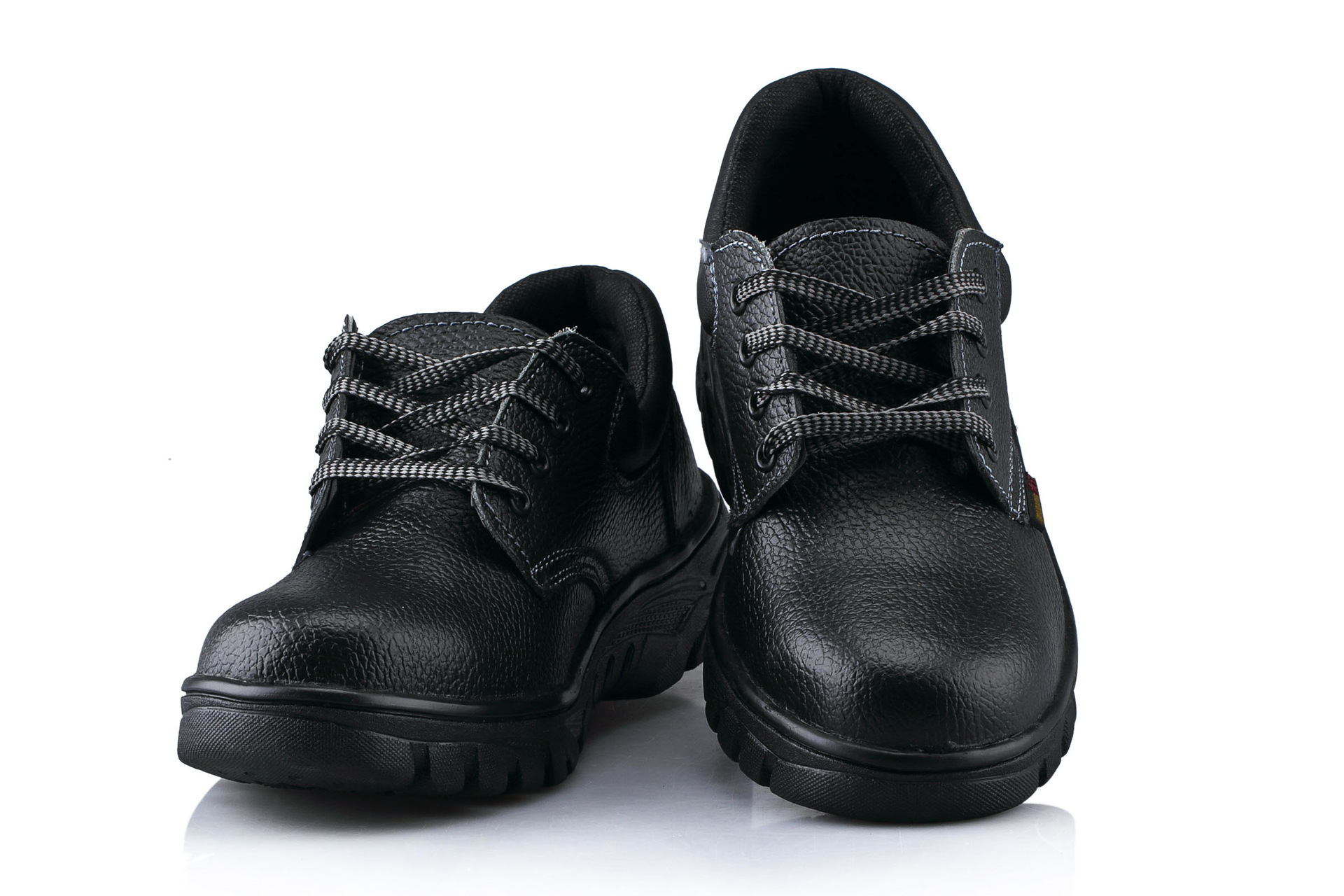 厂家直销劳保鞋安全鞋防砸防刺穿耐油酸碱 工作安全鞋耐高温