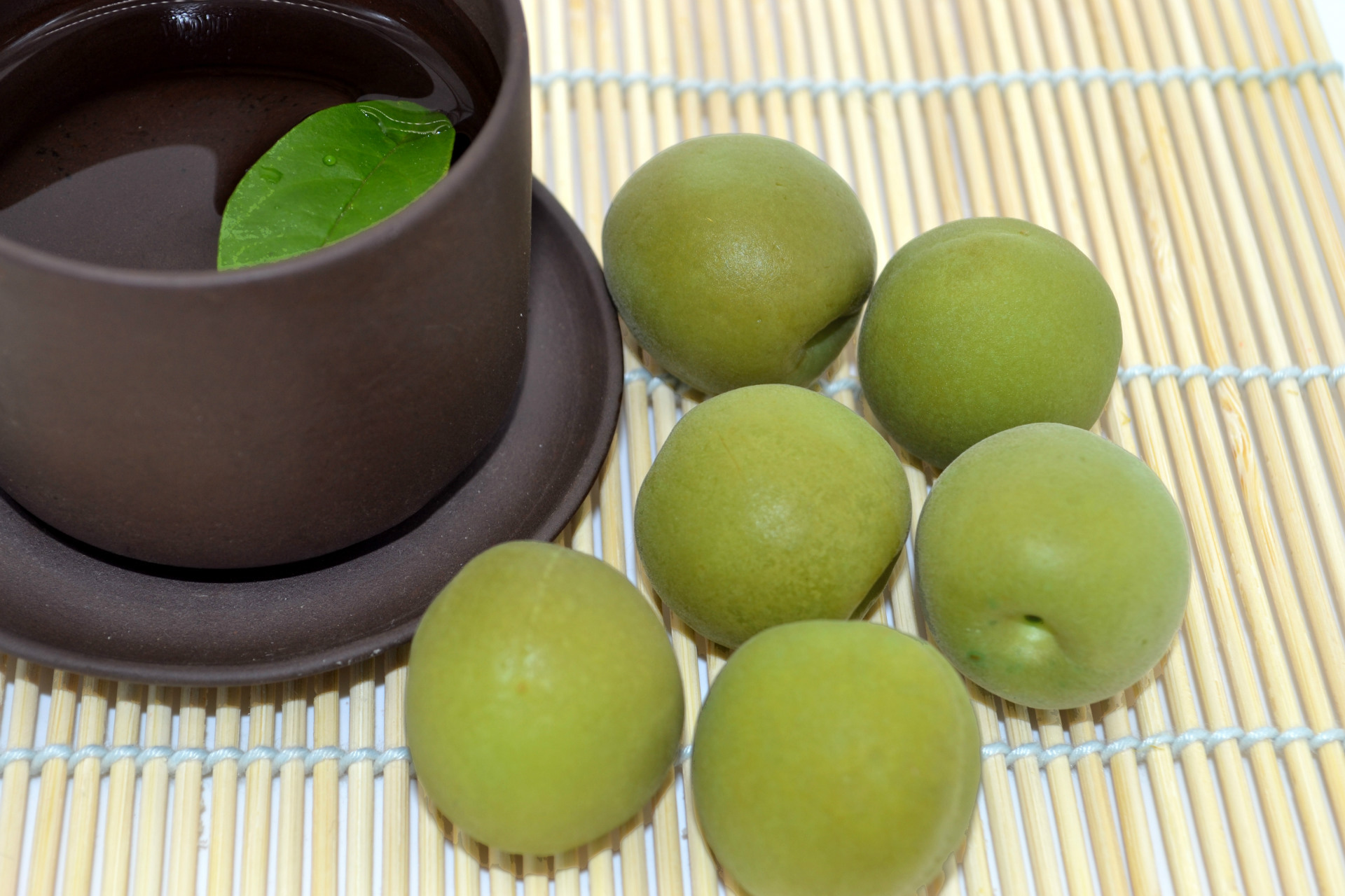 青梅脆梅爽口梅青口梅凉果休闲蜜饯批发混批淘宝零售咪都牌子