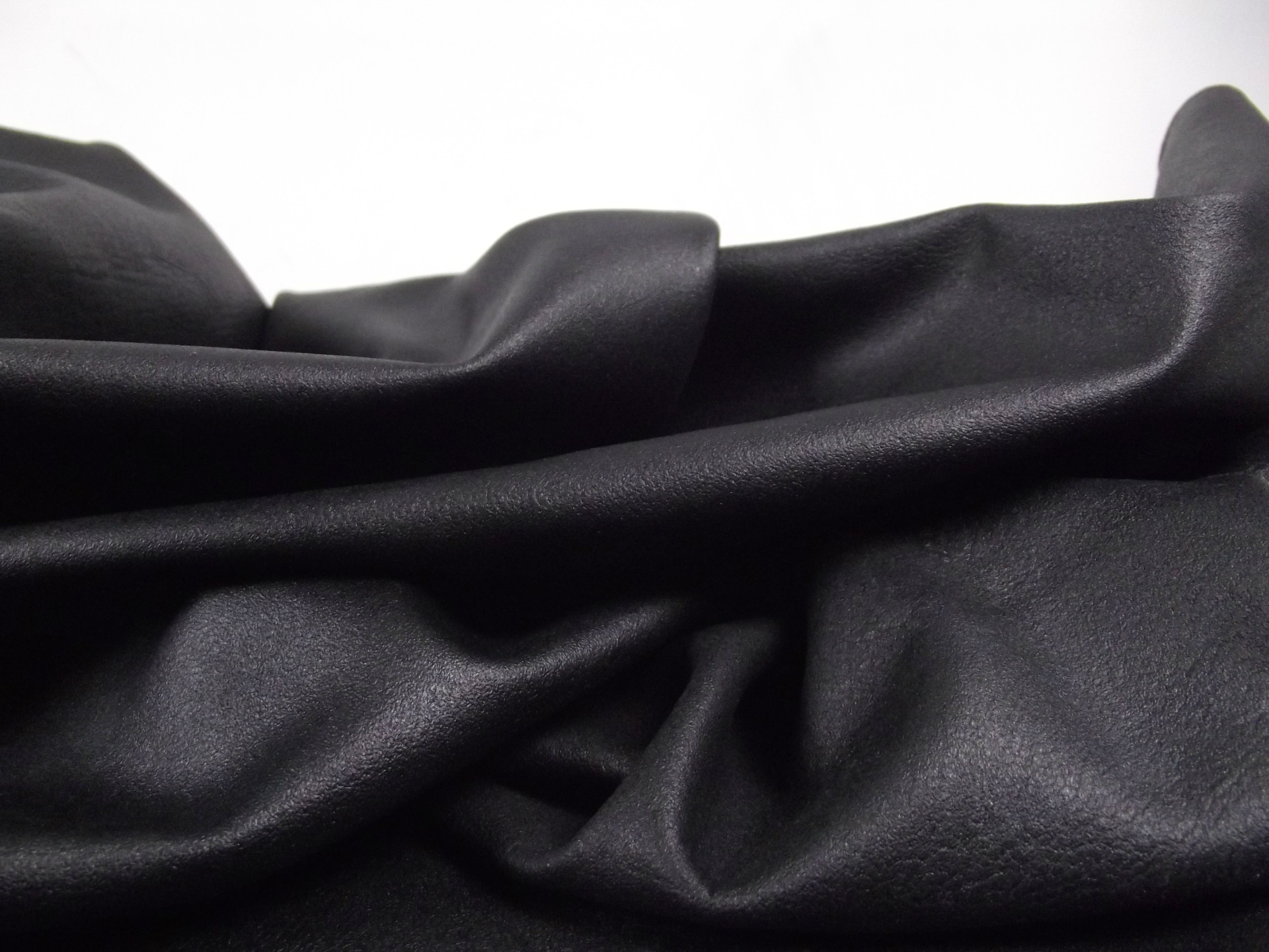 【品名】黑色山羊皮革 【花纹】细花纹 【皮层】头