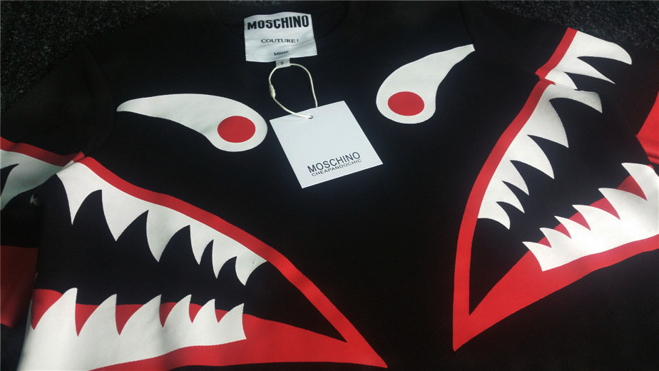 新款潮牌蛇蛇同款欧美mos*chino小怪兽鲨牙齿鱼动物卫衣