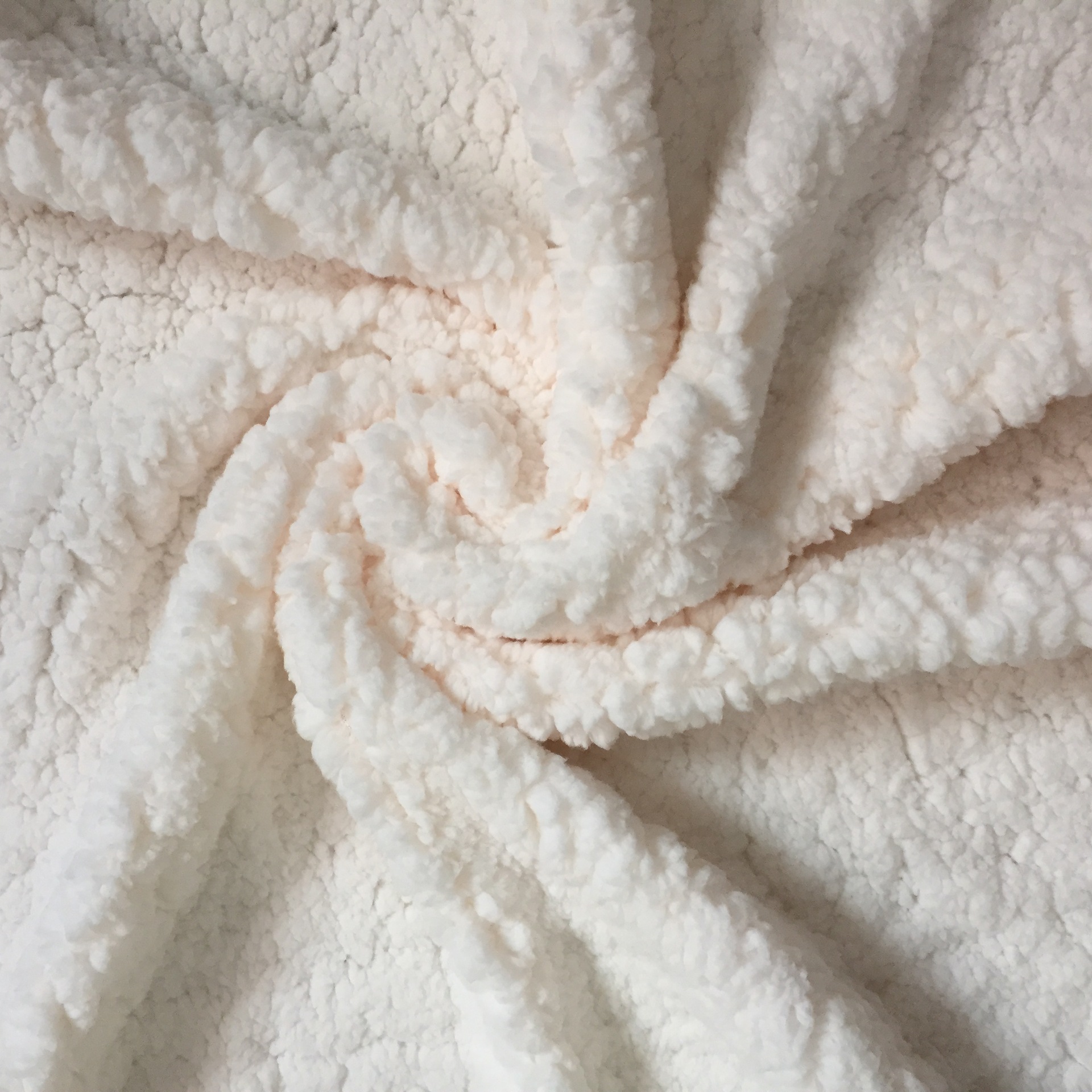 秋冬新款 柔软提花舒棉绒 长毛棉花绒 全涤拉毛布 云朵绒 泡泡绒