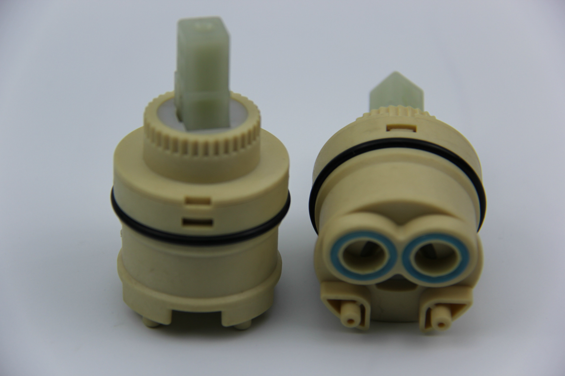 40(上封水)高脚阀芯,陶瓷阀芯, 塑料阀芯,水龙头阀芯