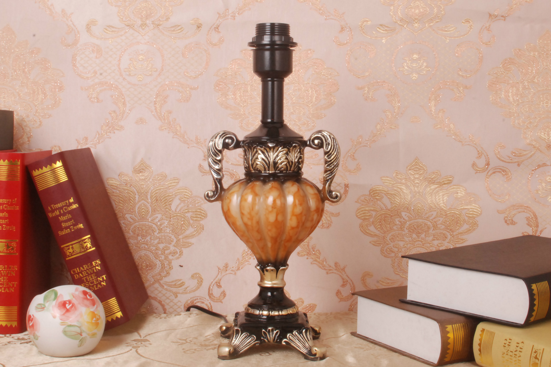 卧室客厅灯具 欧式床头灯 古典艺术结婚庆装饰美式高档树脂台灯