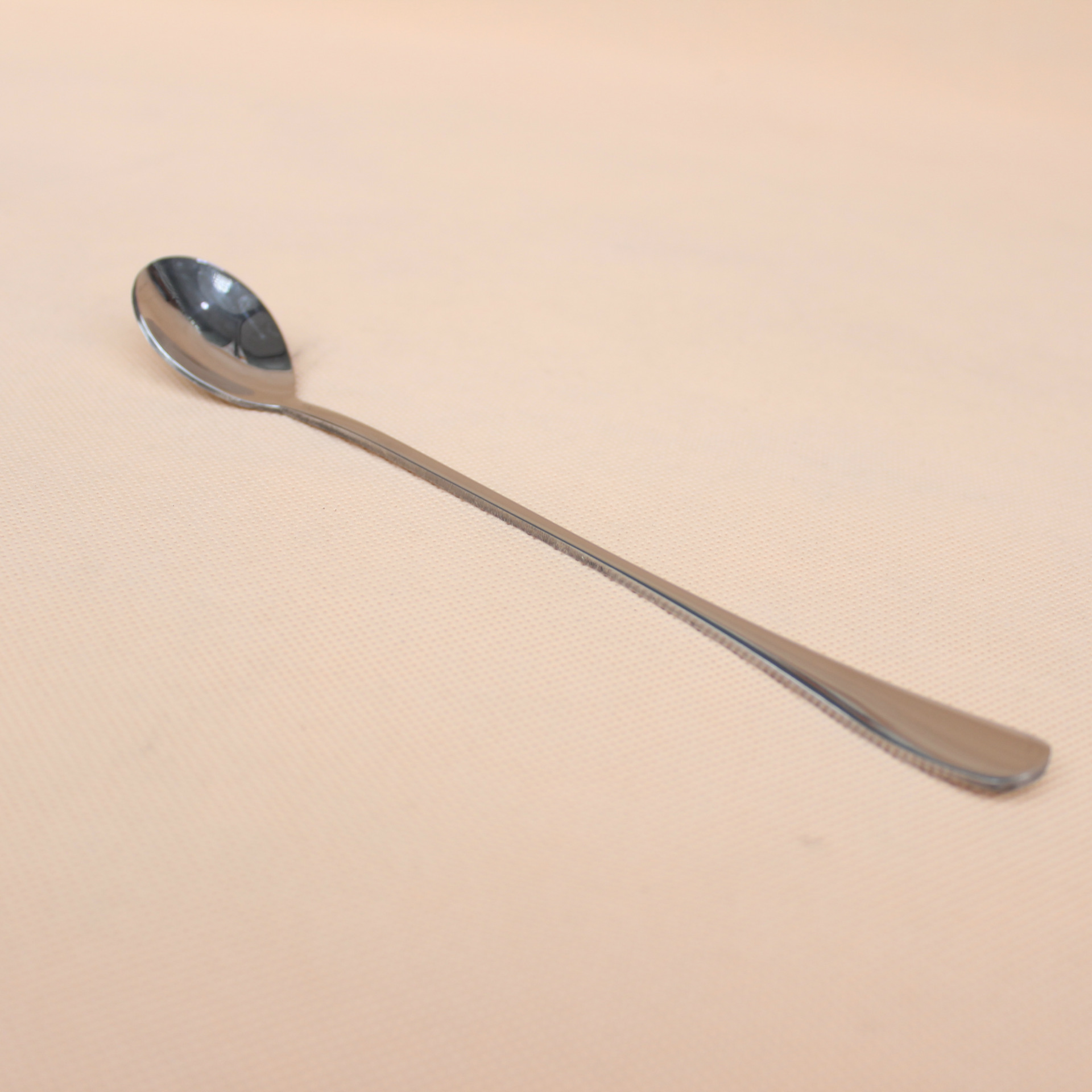 不锈钢长勺子 加长汤羹揭阳不锈钢汤勺加厚无磁圆尖冰匙