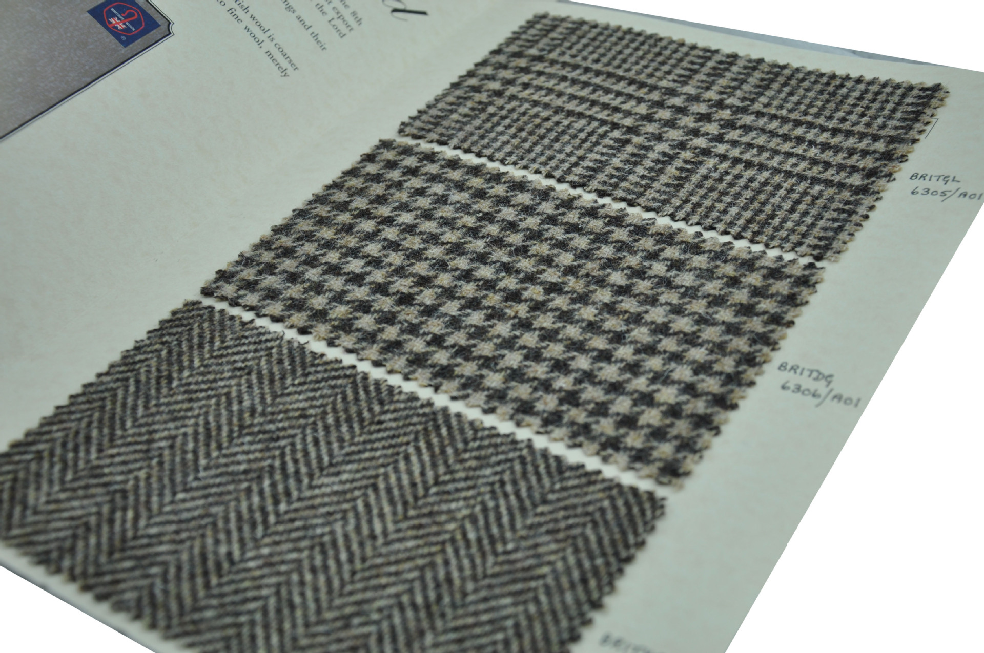 moonn&uu 【产品名称】英国进口abraham moon粗纺全毛大衣面料批发